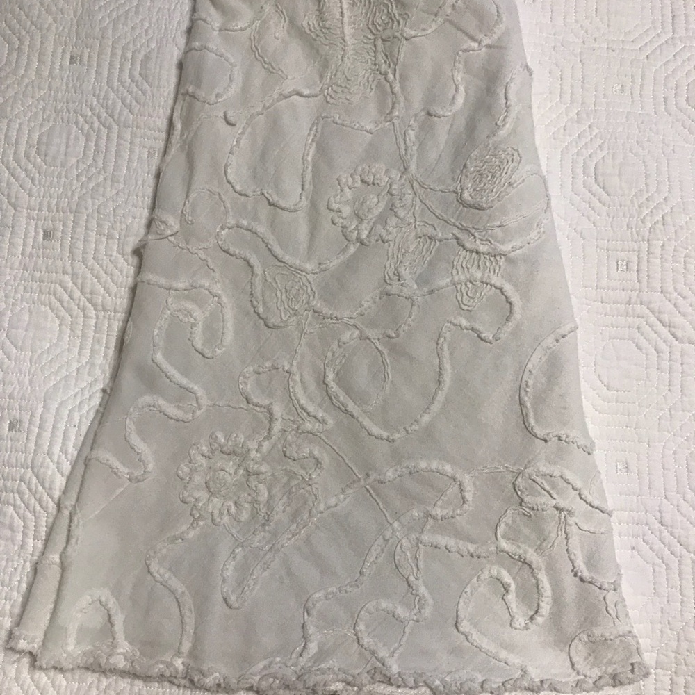White skirt❤️ - Picture 1 of 4